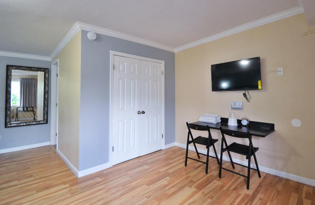 Lodge At 32Nd San Diego Room photo